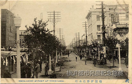 横浜伊勢佐木町[野澤屋付近]